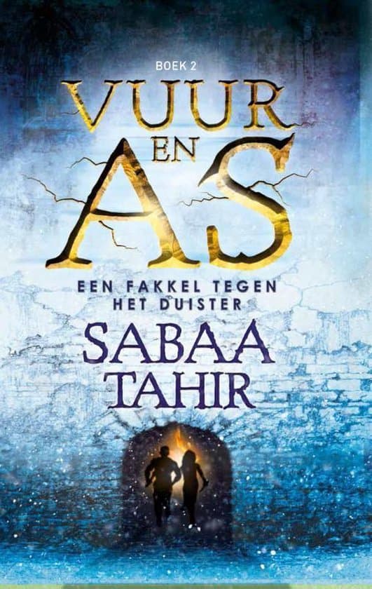 Omslag van Vuur en As 2 - Vuur en As 2 - Een fakkel tegen het duister